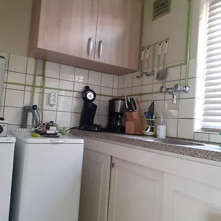 Holiday home Einseitig Angebautes Sommerhaus Mit Garten *